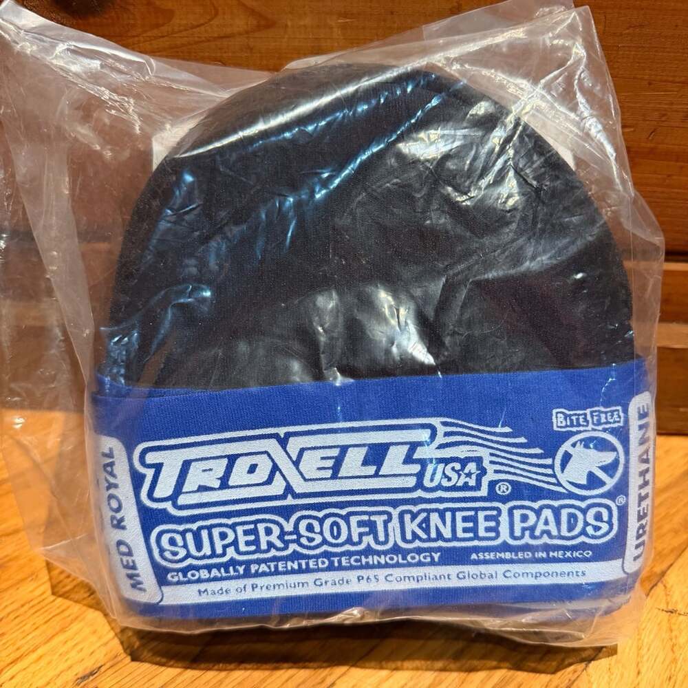 Troxell USA SuperSoft Royal 109 Knee Pad Medium